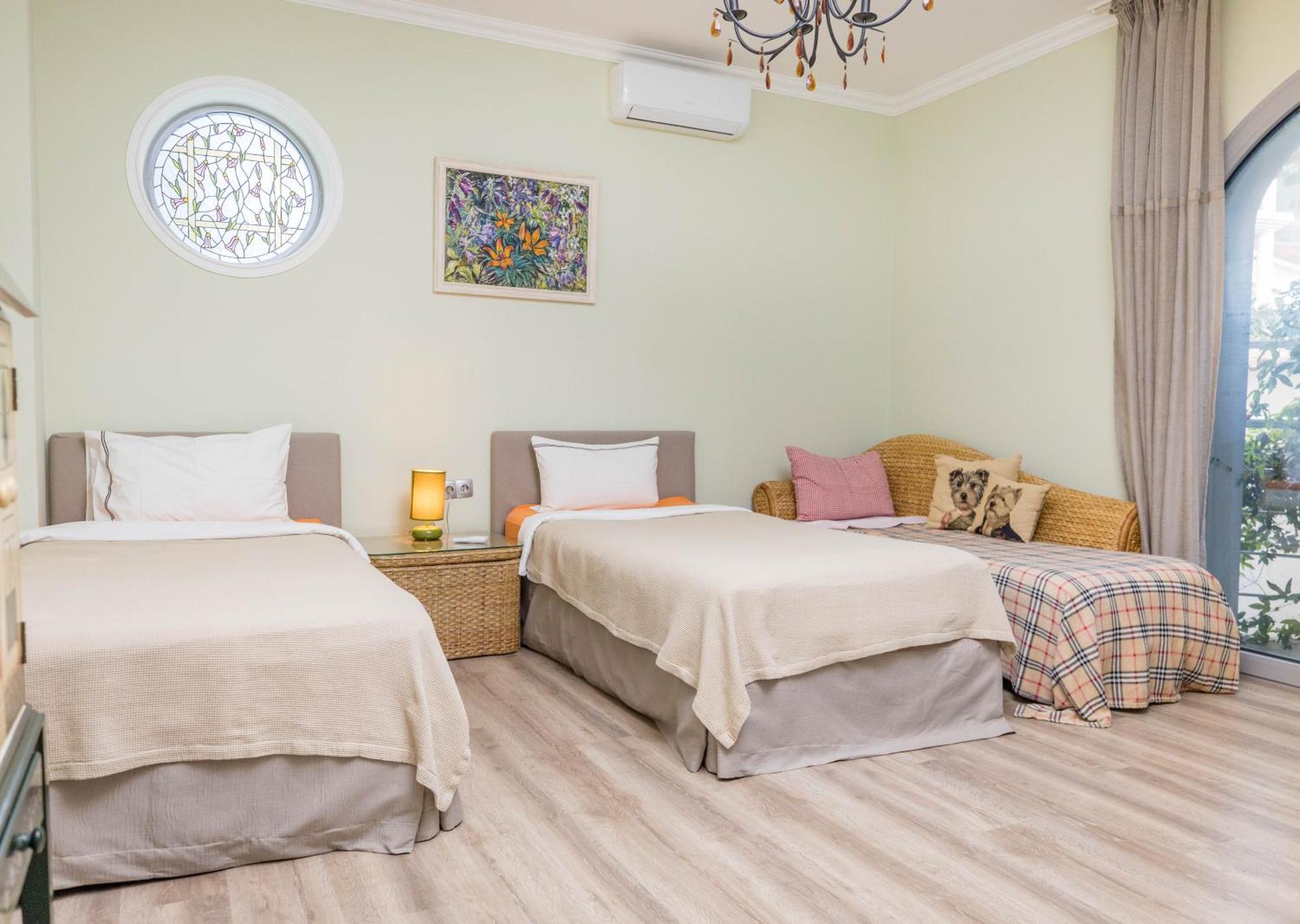 Villa Aurora Petrovac Phòng bức ảnh
